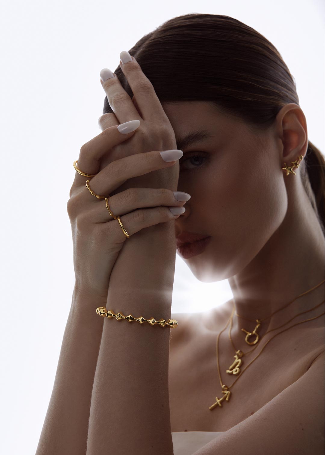 Brinco Pequeno Earcuff Estrelas Lúmen