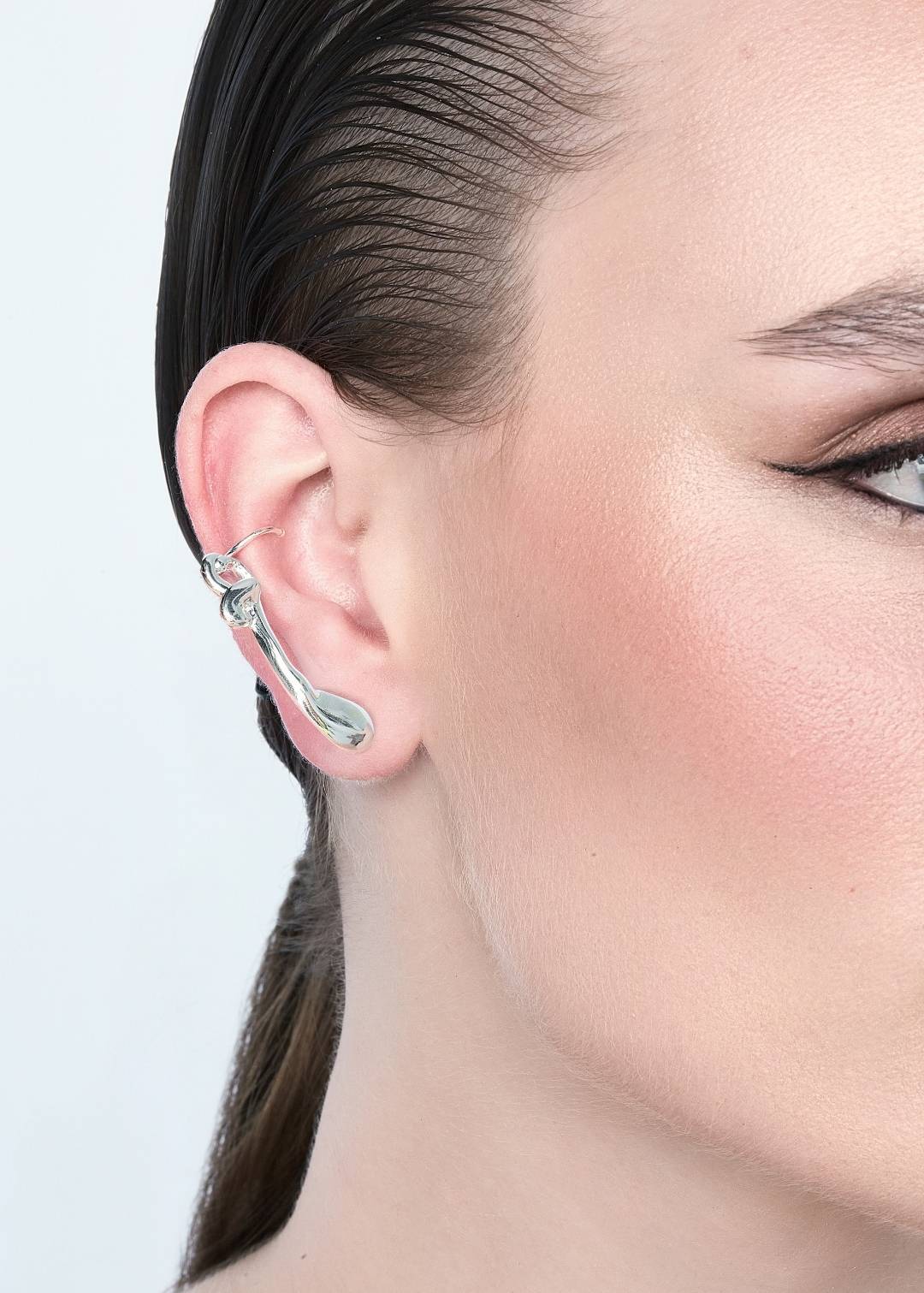 Brinco Earcuff Gota Múltipla