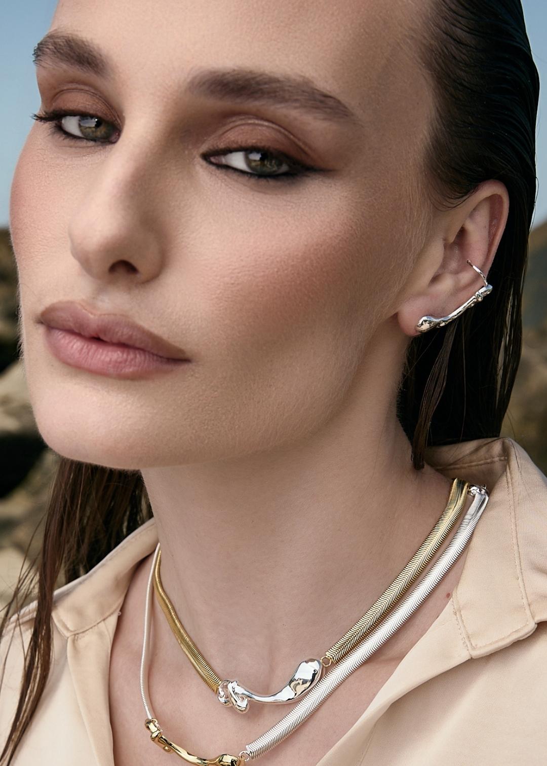 Brinco Earcuff Gota Múltipla