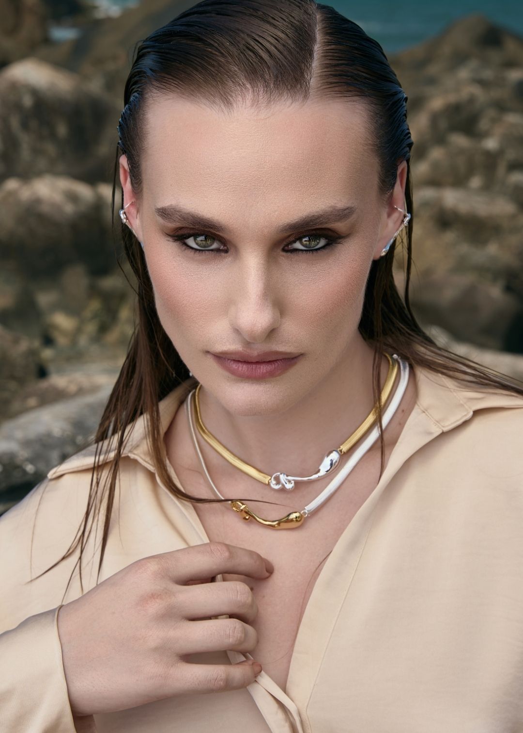 Brinco Earcuff Gota Múltipla